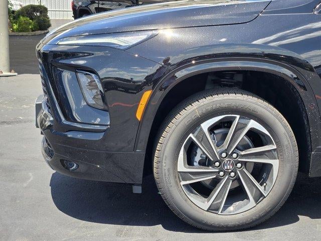 2026 Buick Enclave — detail view